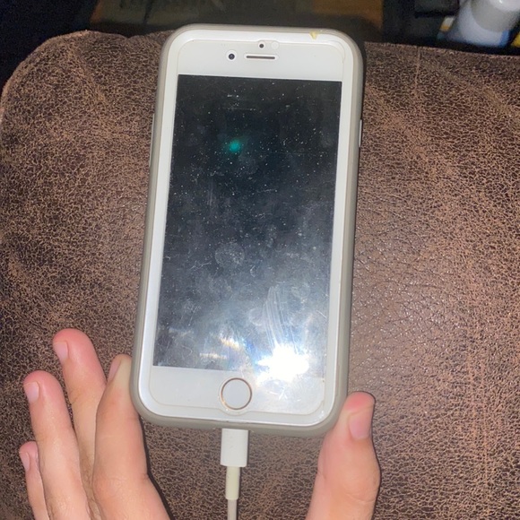 I phone 6 plus icon silver